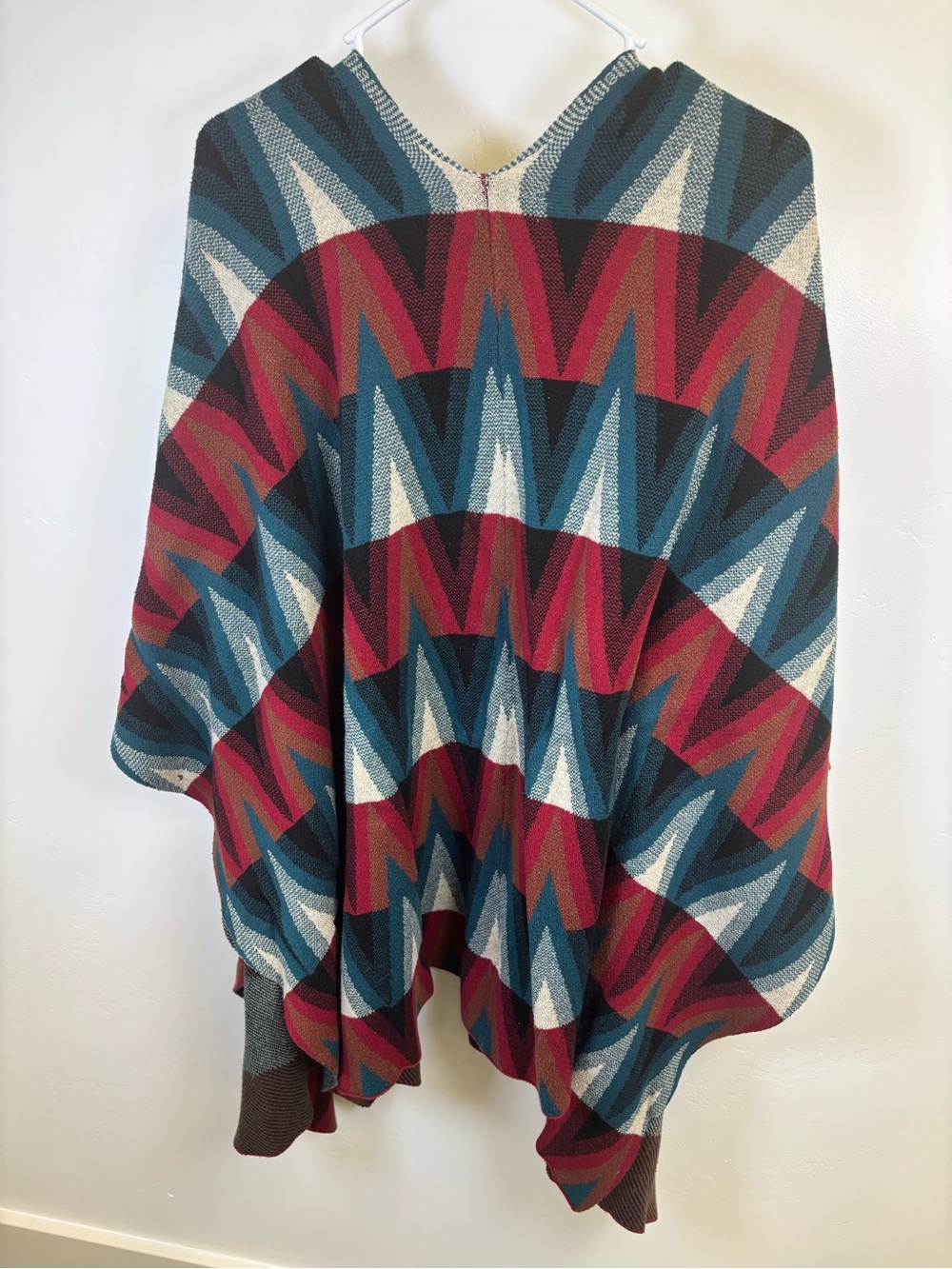 JOSEPH A  SHAWL  WRAP  ONE SIZE  SOUTHWEST AZTEC  INDIAN PATTERN - Picture 3 of 5